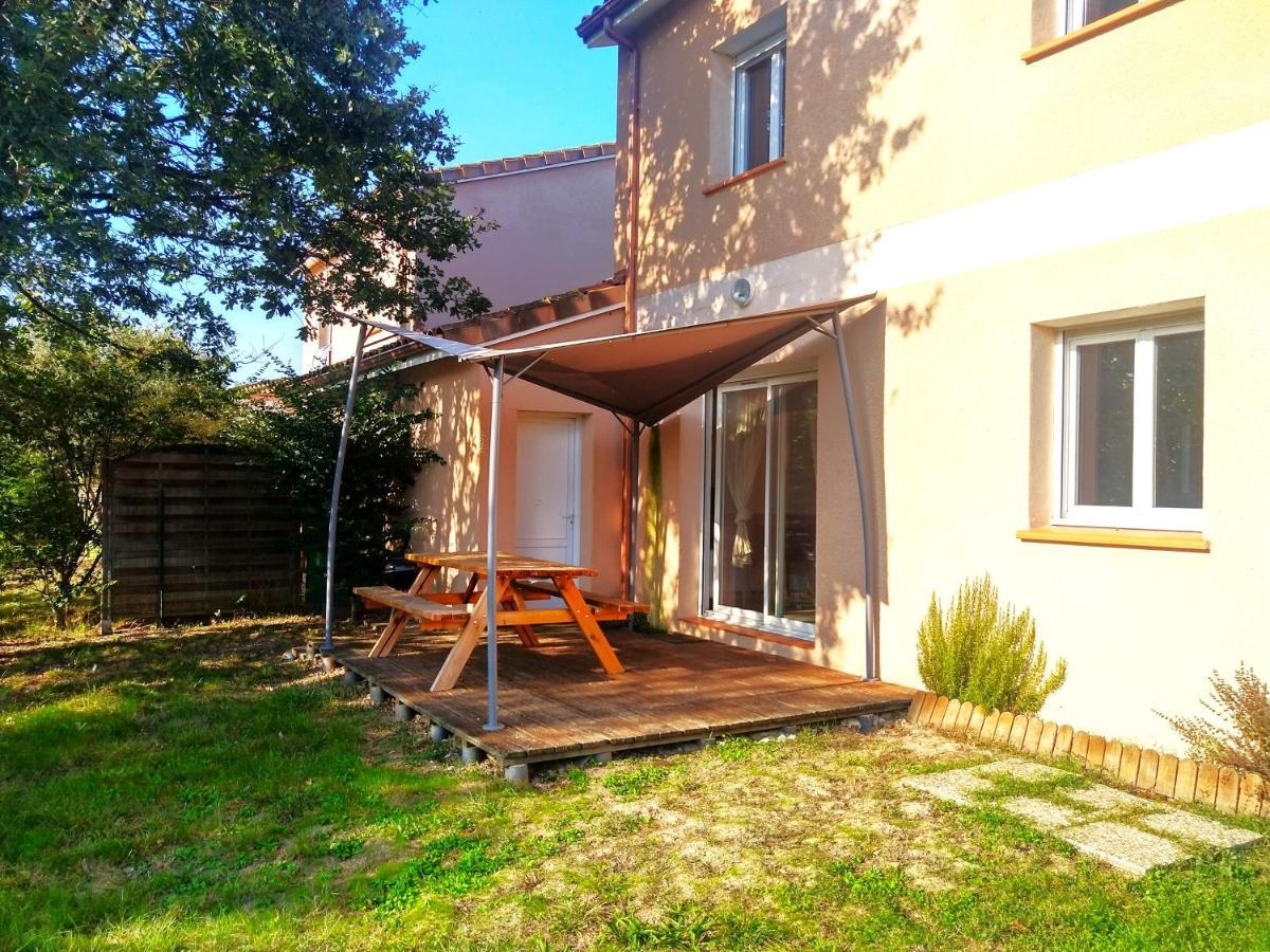 Le Clos Andree - Charmante Maison 8 Personnes - 5 Lits - Climatisation Reversible - Parking 3 Vehicules - Garage - Zone Nord Montauban - Terrasse Et Jardin Exterior photo