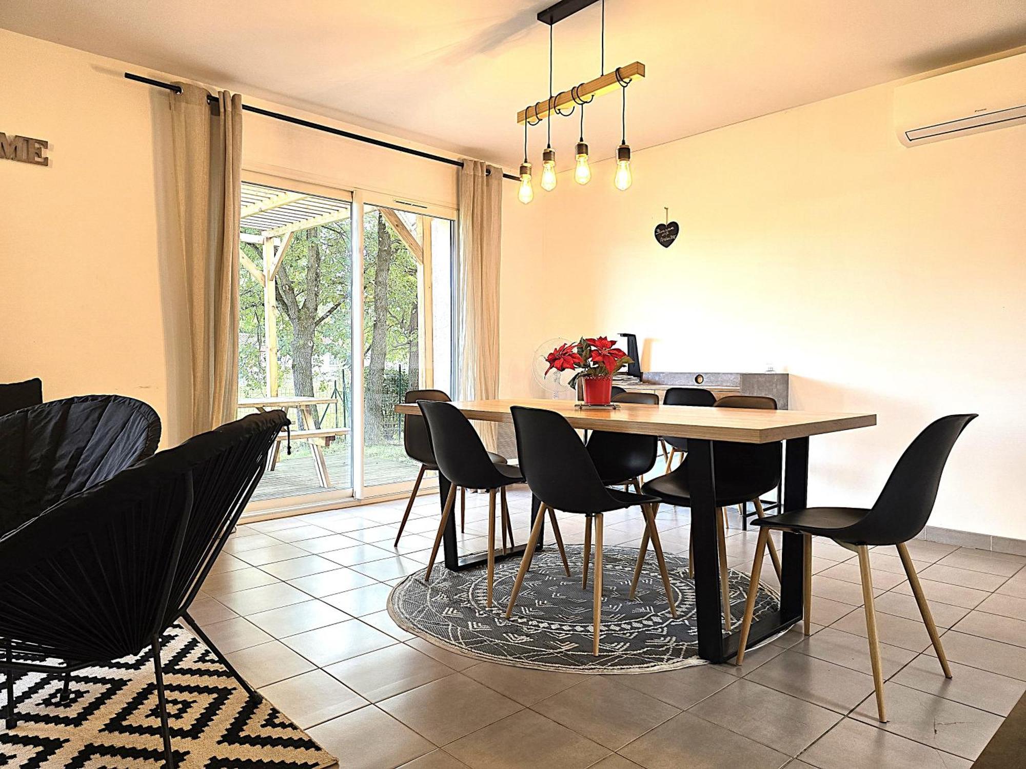 Le Clos Andree - Charmante Maison 8 Personnes - 5 Lits - Climatisation Reversible - Parking 3 Vehicules - Garage - Zone Nord Montauban - Terrasse Et Jardin Exterior photo