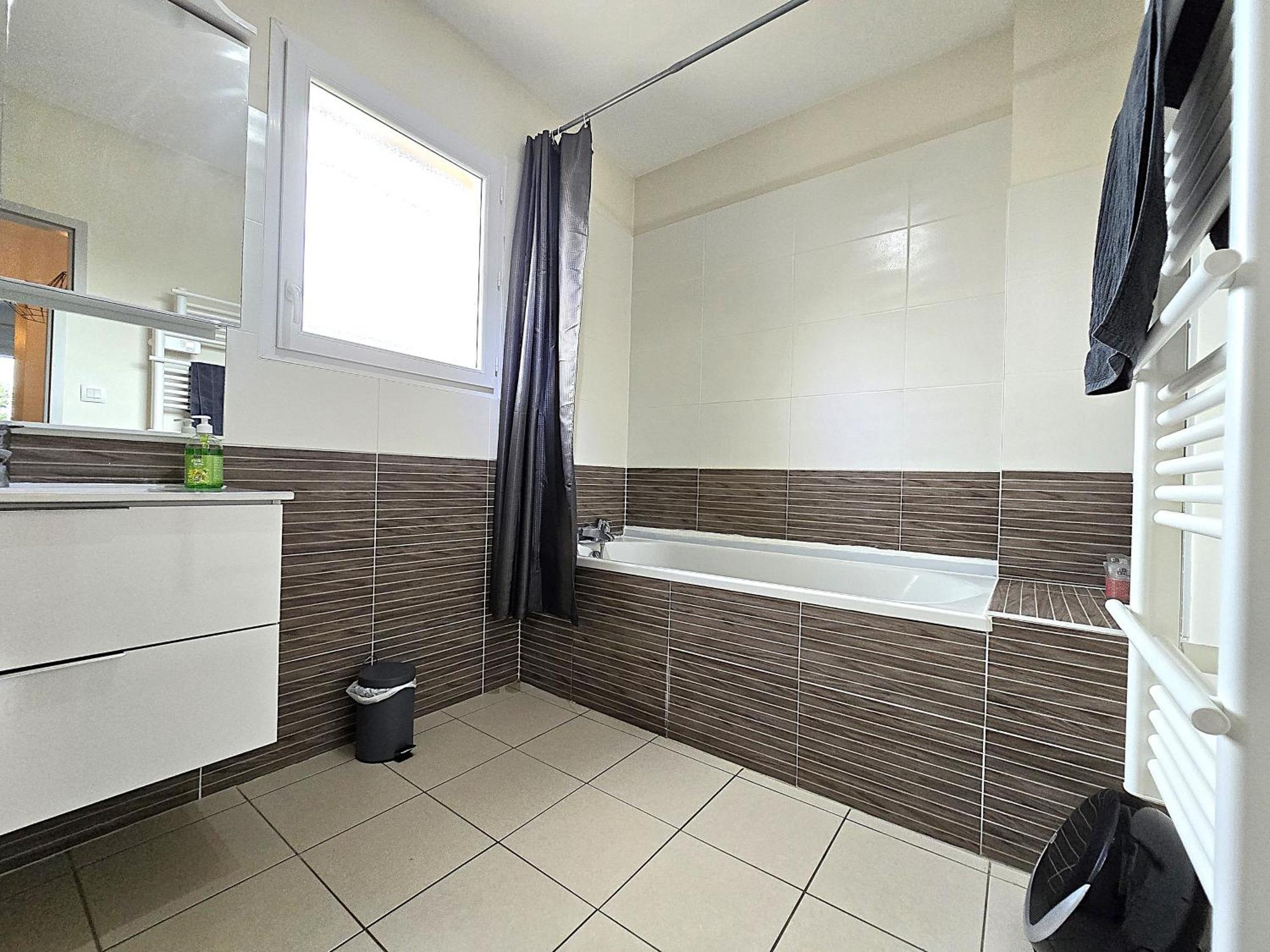 Le Clos Andree - Charmante Maison 8 Personnes - 5 Lits - Climatisation Reversible - Parking 3 Vehicules - Garage - Zone Nord Montauban - Terrasse Et Jardin Exterior photo